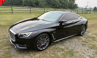 2017 Infiniti Q60 RED Sport 400