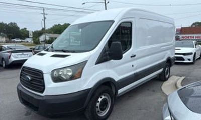 2015 Ford Transit Van 250 Medium Roof