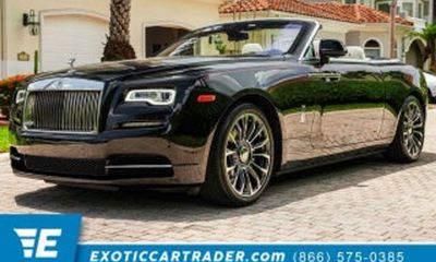 2019 Rolls-Royce Dawn Base