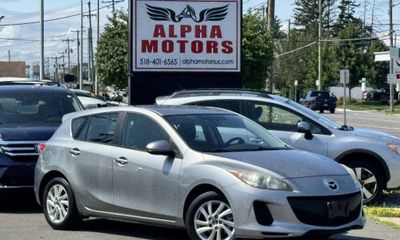 2013 Mazda MAZDA3 Touring GS