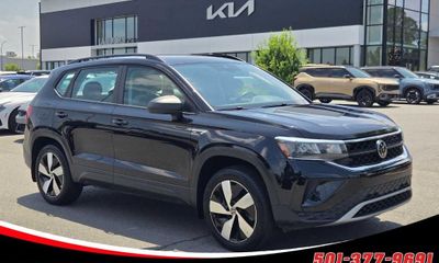 2024 Volkswagen Taos 4Motion S