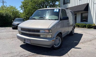 1998 Chevrolet Astro VAN Base
