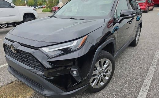 2024 Toyota RAV4 XLE Premium