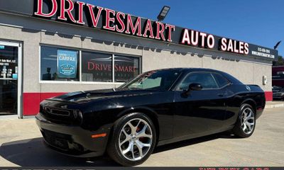 2015 Dodge Challenger SXT Plus