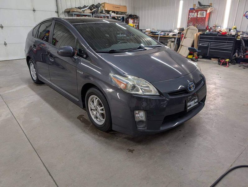 2010 Toyota Prius — a typically priced live listing