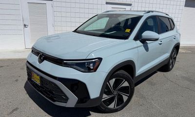 2026 Volkswagen Taos 4Motion SE