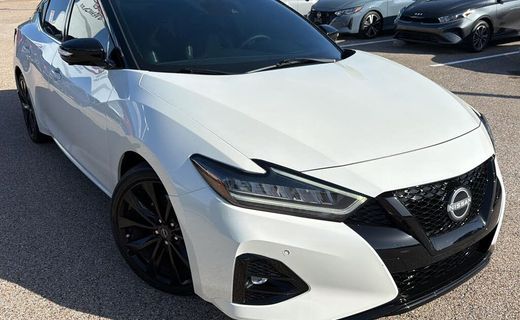 2023 Nissan Maxima SR