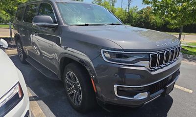 2022 Jeep Wagoneer Series III