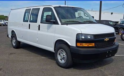 2026 Chevrolet Express EXT