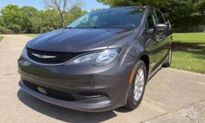 2021 Chrysler Voyager LX