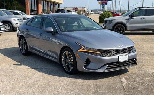 2022 Kia K5 EX