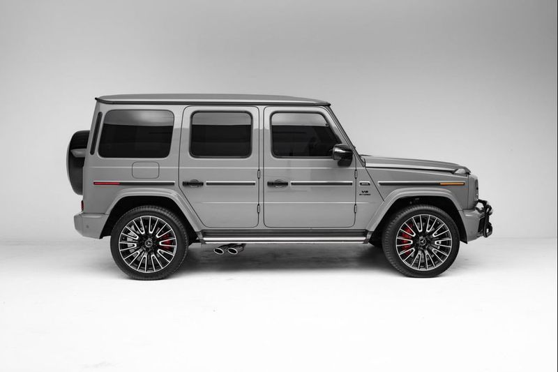 2025 Mercedes-Benz G-Class — a typically priced live listing