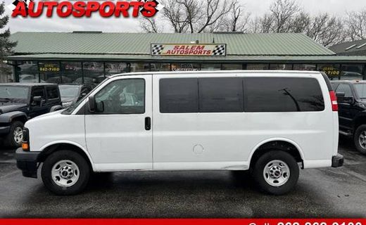 2017 GMC Savana 2500
