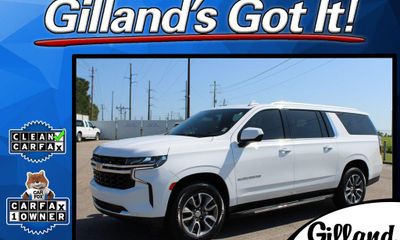 2023 Chevrolet Suburban LS