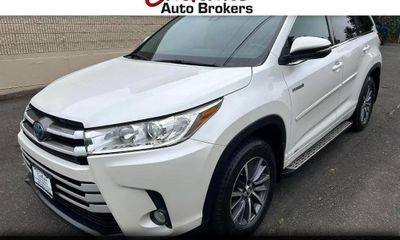 2017 Toyota Highlander XLE Hybrid