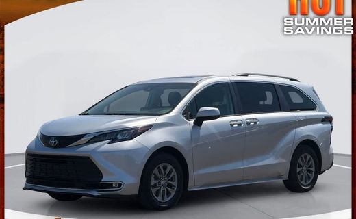 2024 Toyota Sienna XLE