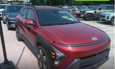 2024 Hyundai Kona SE