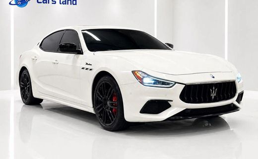 2022 Maserati Ghibli Modena