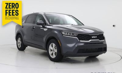 2023 Kia Sorento LX