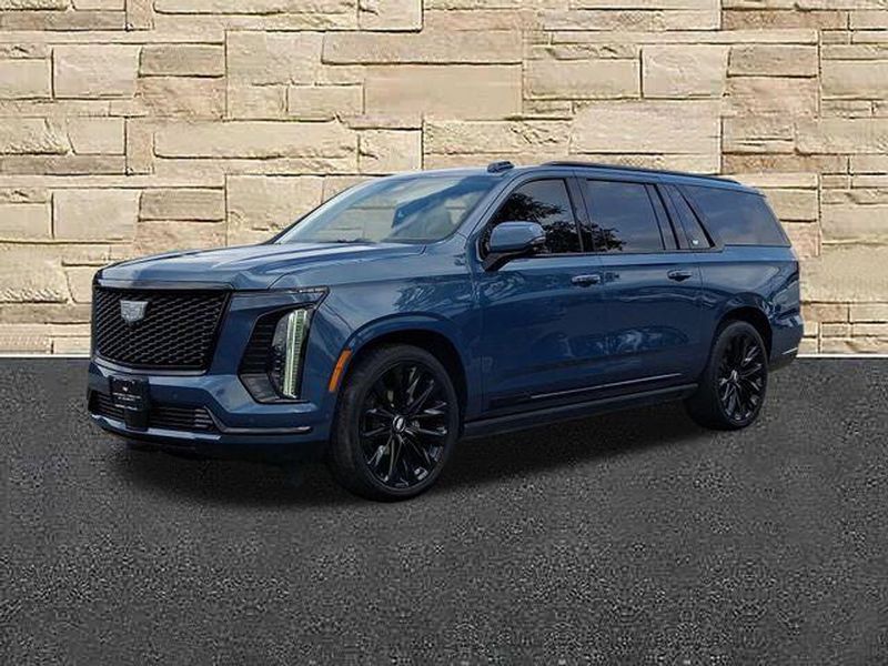 2025 Cadillac Escalade Esv — a typically priced live listing