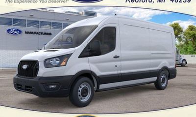 2026 Ford Transit Medium Roof