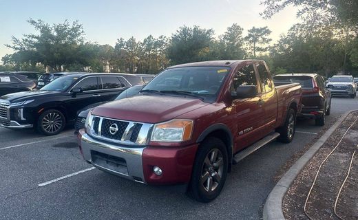 2015 Nissan Titan SV