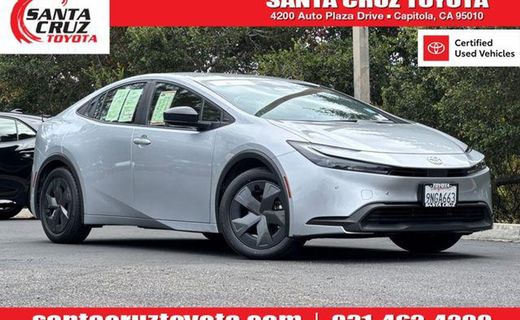 2024 Toyota Prius XLE