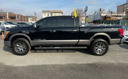 2018 Nissan Titan