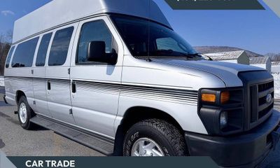 2012 Ford E-350 XL