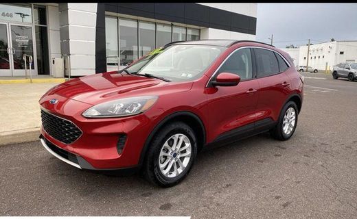 2020 Ford Escape SE