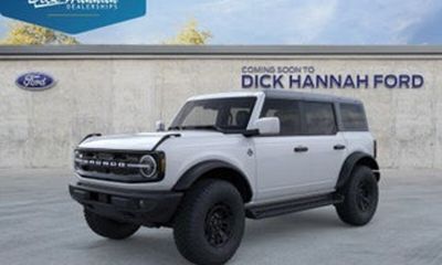 2026 Ford Bronco Outer Banks