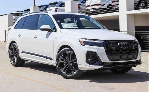2026 Audi Q7 Quattro Premium Plus