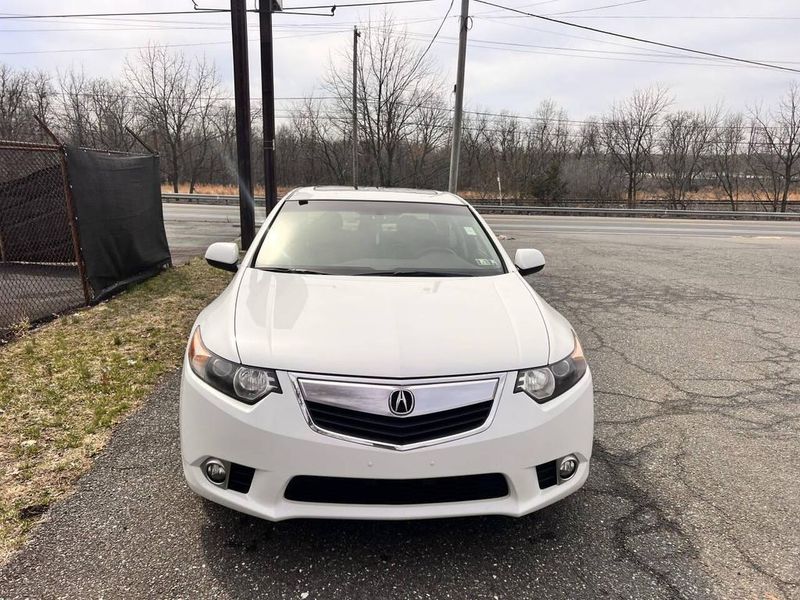 2013 Acura TSX — a typically priced live listing
