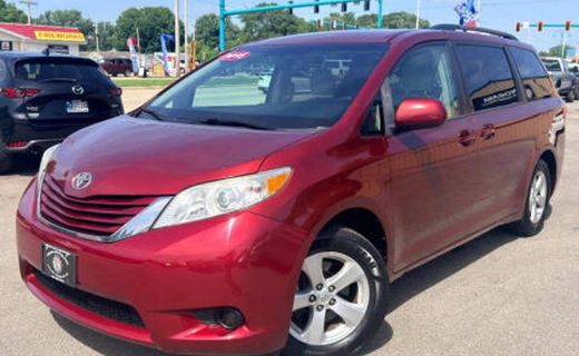 2015 Toyota Sienna LE