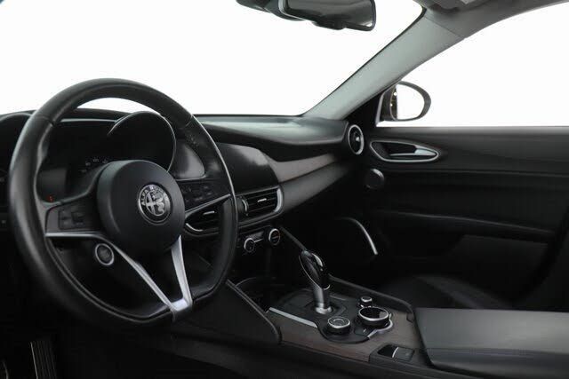 2017 Alfa Romeo Giulia (952) — a typically priced live listing