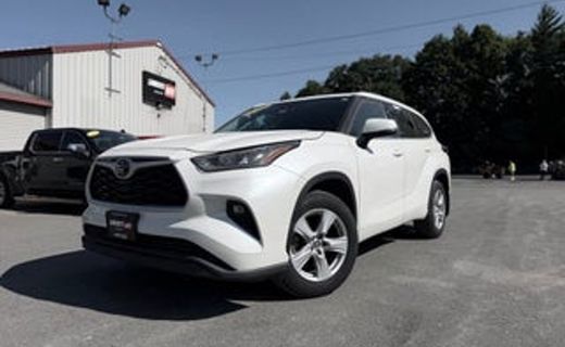 2022 Toyota Highlander LE