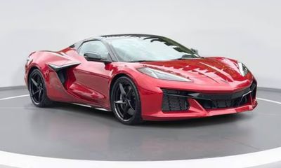 2025 Chevrolet Corvette E RAY Premium