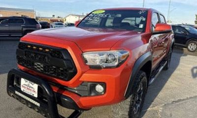 2016 Toyota Tacoma SR SR5