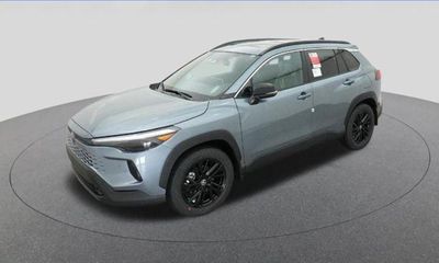 2026 Toyota Corolla Cross S SE XSE