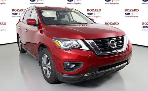 2020 Nissan Pathfinder SV