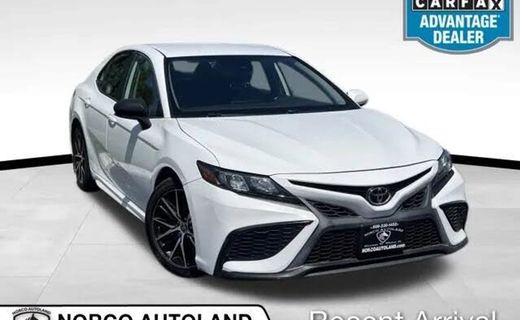 2021 Toyota Camry SE