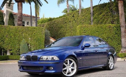 2003 BMW M5