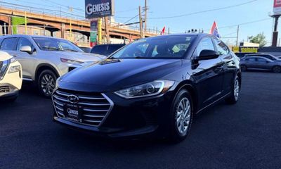 2017 Hyundai Elantra SE Base