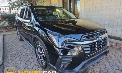 2023 Subaru Ascent Limited 7 ES