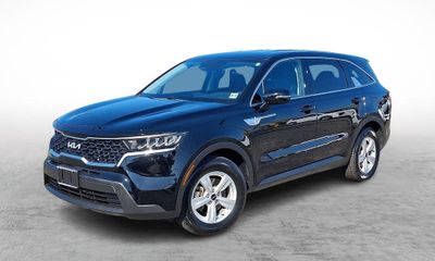 2023 Kia Sorento LX