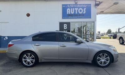 2011 Hyundai Genesis Middle Level