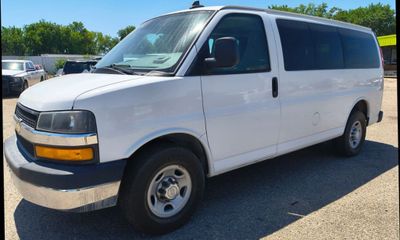 2019 Chevrolet Express LT