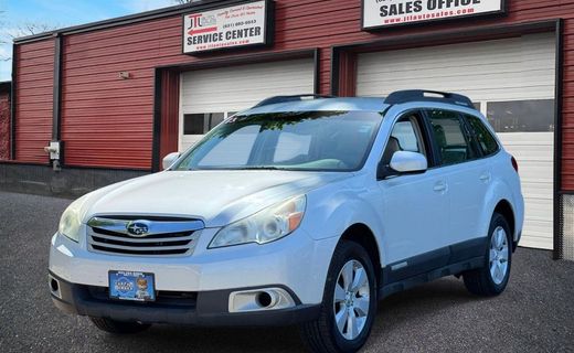 2012 Subaru Outback Base