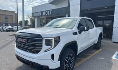 2026 GMC Sierra SLT