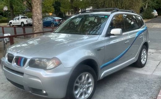 2005 BMW X3 2 5I